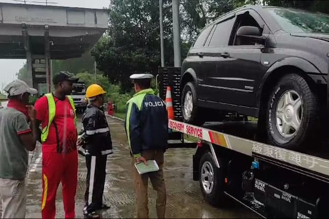 MP Dilan Perera’s vehicle involved in accident on expressway