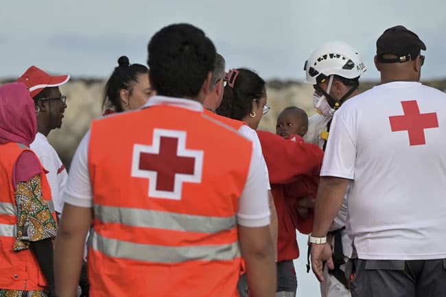 Thousands of migrant kids reach Canary Islands alone; officials seek Spain’s help