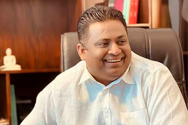 SLPP’s Arundika Fernando becomes independent MP