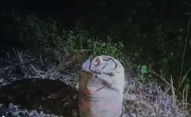Passenger train hits LPG cylinder on rail tracks in India’s Kanpur, cops hints at sabotage