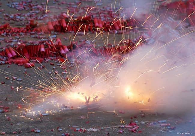 5 police officers among injured in ‘firecracker’ incident at SJB rally