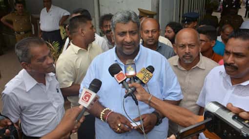 Prasanna Ranatunga, wife arrives at FCID