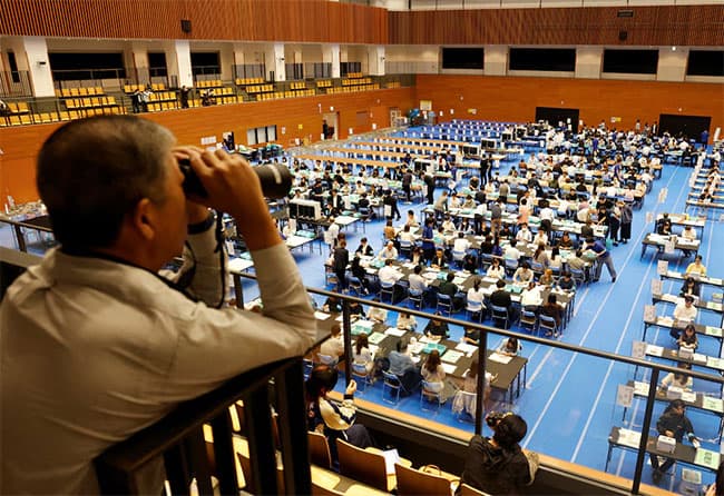 Japan’s government in flux after election gives no party majority