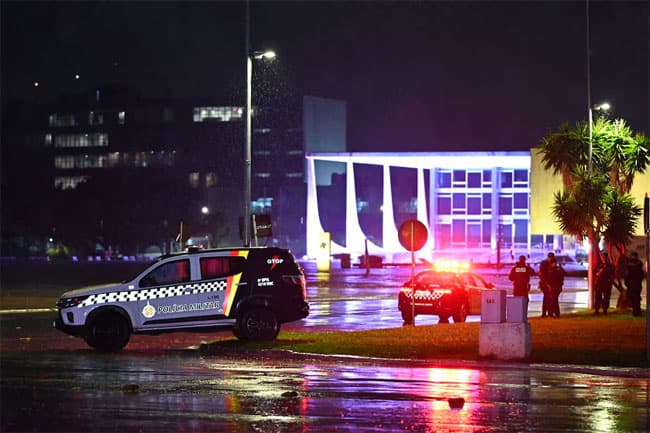 Suspected bomber dead after trying to enter Brazil’s top court ahead of G20