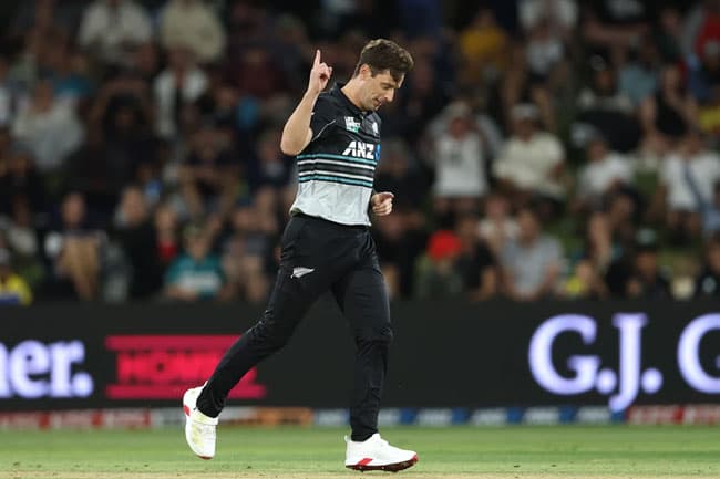 New Zealand seal series as Sri Lanka thrashed