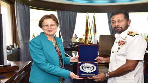 Australian Foreign Affairs & Trade Secretary calls on Commander of the Navy