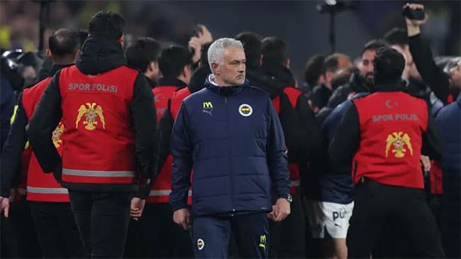 Mourinho accused of ‘physically attacking’ Galatasaray boss