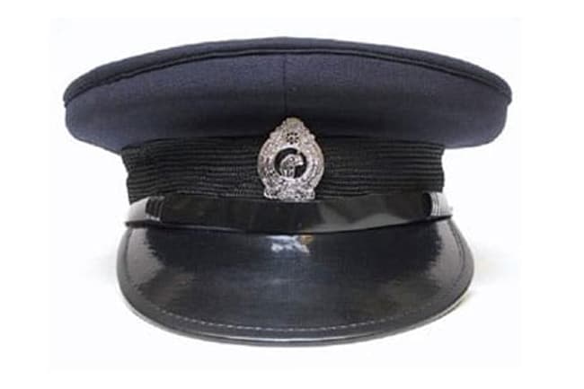 Police officer hailed hero after saving drowning girl in Mahaweli River