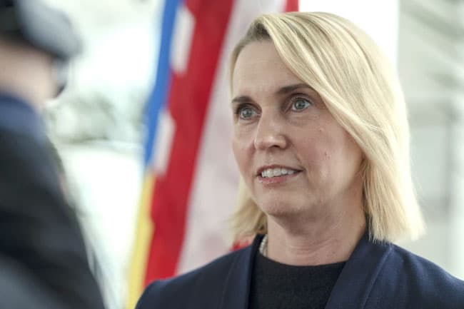 US ambassador to Ukraine to step down as peace talks uncertain