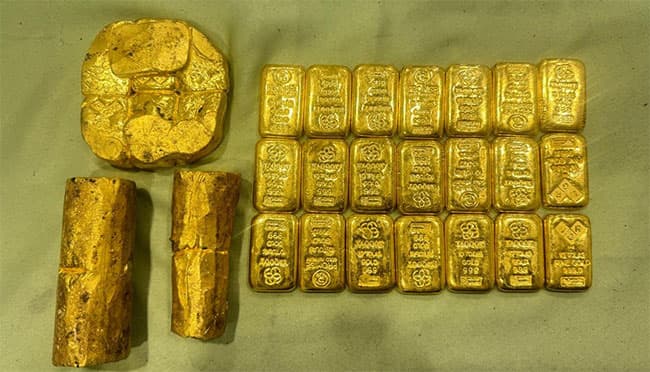 Two arrested for attempting to smuggle gold worth Rs. 210M at BIA