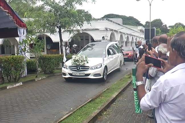 Malini Fonseka’s remains brought to National Film Corporation