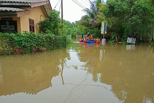 3,000 families in 13 districts affected by adverse weather across Sri Lanka