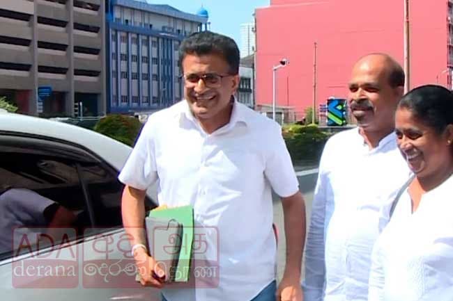 Ex-Minister Udaya Gammanpila leaves CID after recording statement