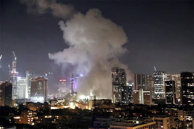 Iran strikes back at Israel with missiles over Jerusalem, Tel Aviv