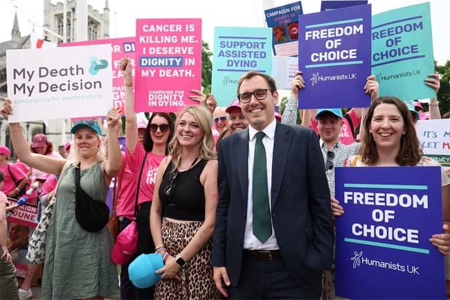 UK parliament votes for assisted dying, paving way for historic law change