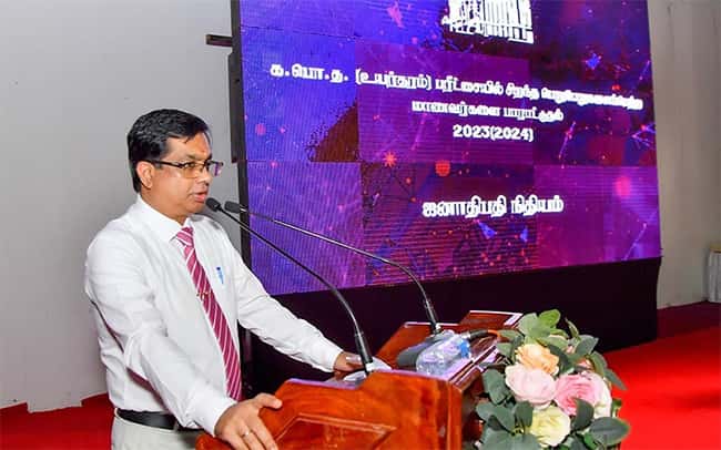President’s Fund felicitates top A/L achievers with Rs. 30 mln in grants