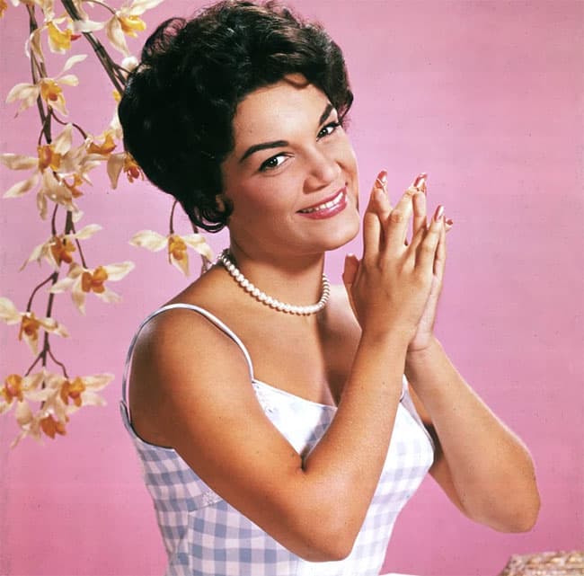 ‘Pretty Little Baby’ singer Connie Francis dies at 87