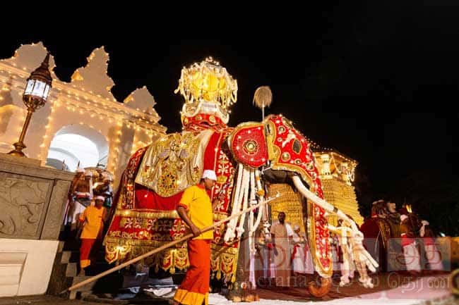 Final Randoli Perahera of Kandy Esala Festival to parade the streets tonight