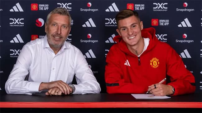Man Utd sign RB Leipzig striker Sesko for £74m