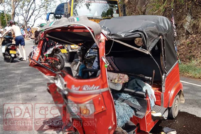 Six injured in three-wheeler and cab collision near Ravana Falls