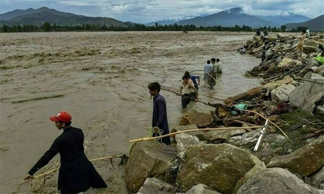 Nearly 800 dead, over 1,000 injured in rain-related incidents in Pakistan
