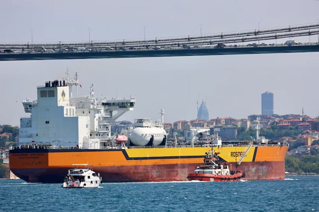 India will continue to buy Russian oil despite US tariffs, finance minister says