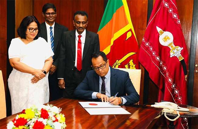 Speaker endorses the certificate on Presidents’ Entitlements (Repeal) Bill