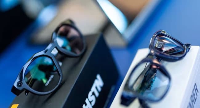 Meta launches smart glasses with built-in display, reaching for ‘superintelligence’
