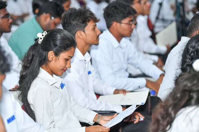 A/L Exam top achievers from Uva felicitated