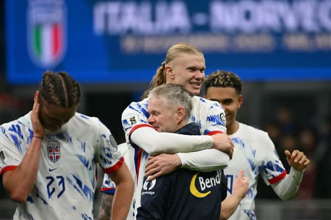 Norway qualify for first World Cup since 1998 after thrashing Italy