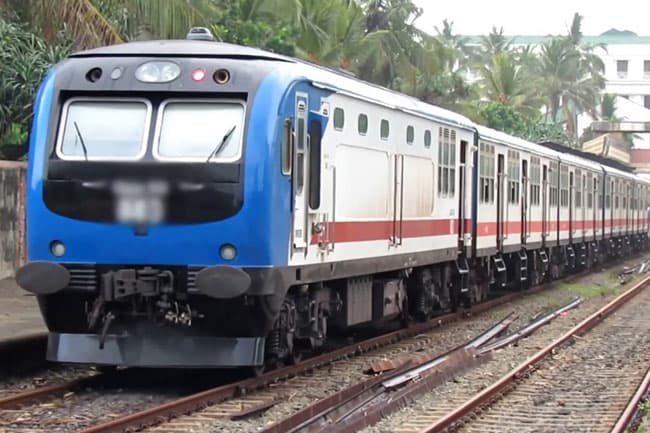 Train delays reported along the Main Line
