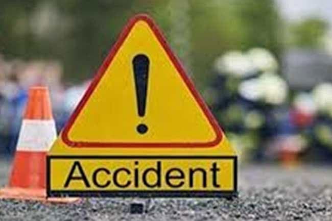 Five including foreign women injured in accident on Southern Expressway