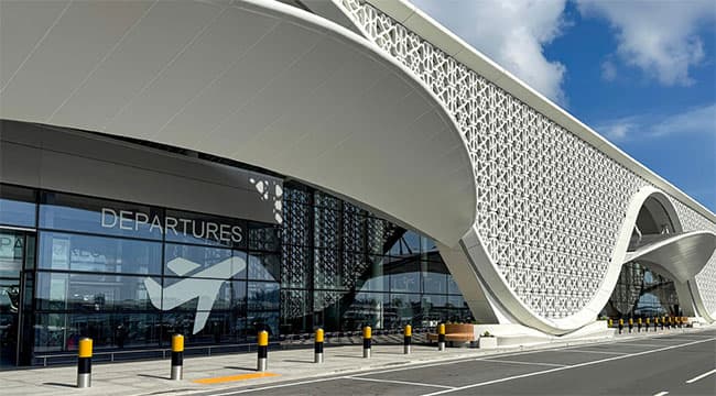 Two Sri Lankans arrested after Male airport brawl