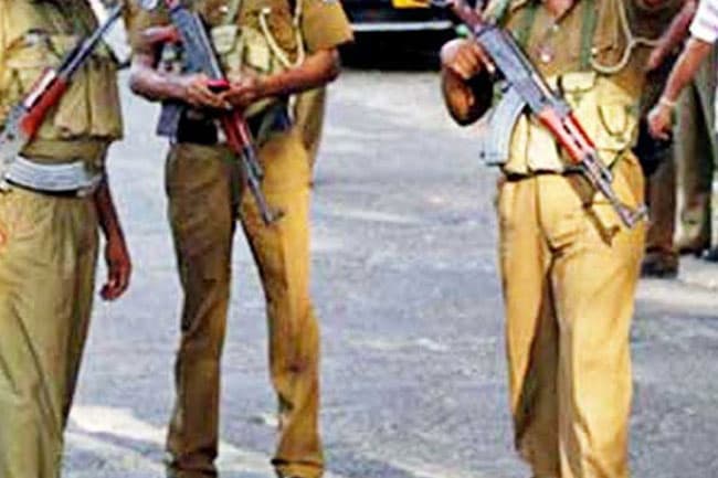 Police open fire at fleeing lorry in Ambalangoda; Duo arrested with ‘Ice’ and cattle