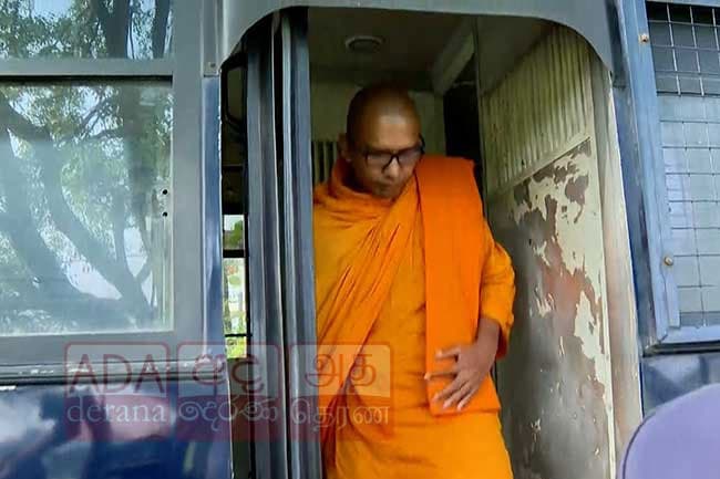 Trinco Buddha statue incident: Balangoda Kassapa Thero and others to be produced in court