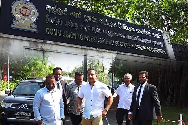 SJB MPs file bribery complaint against Speaker’s Private Secretary