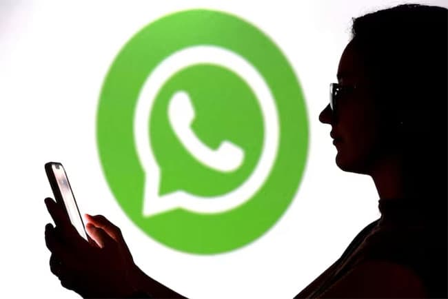 WhatsApp says Russia tried to fully block service to push state app