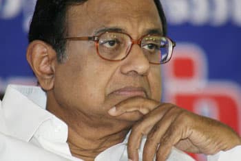 Clamour against Manmohan’s participation in CHOGM grows stronger