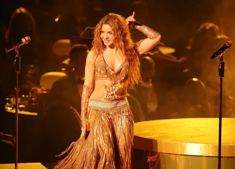 Shakira brings free concert to Mexico City in March