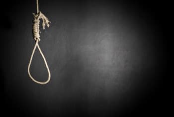 24-year-old hangs herself in Yatawara