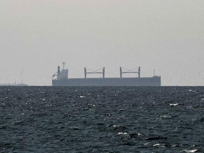 UK-led 40-nation coalition demands end to Hormuz blockade