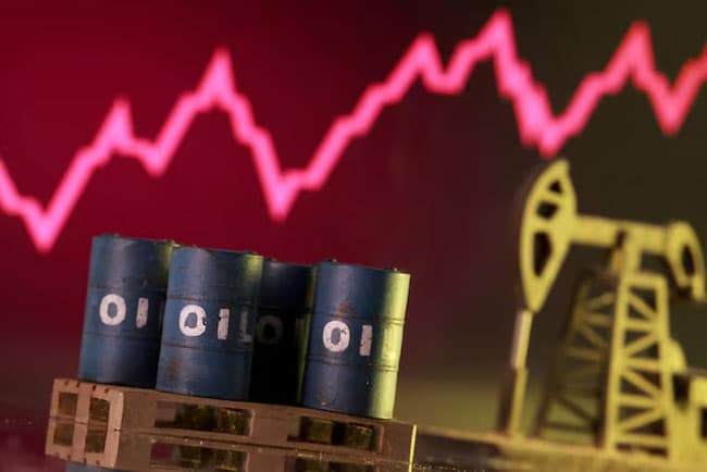 Oil prices hit $110 after Trump’s latest threats