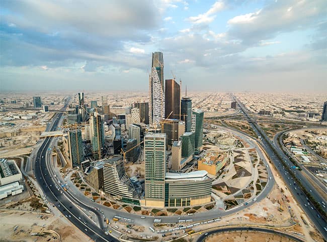 Saudi Arabia evacuates Riyadh’s key financial hub amid Iran threat