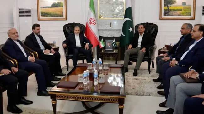 Iran shares ‘views and considerations’ with Pakistan on ending war - Foreign Minister