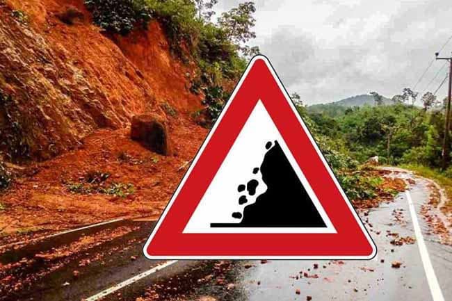 Level 2 landslide warning issued to residents of Passara