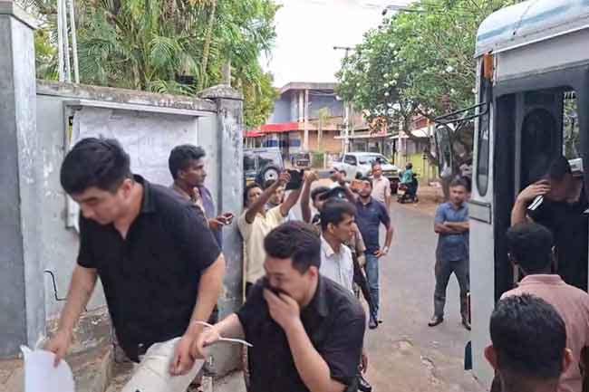 54 foreign nationals arrested in Hikkaduwa over suspected cybercrime activities