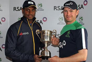 Ireland bowl first against Sri Lanka