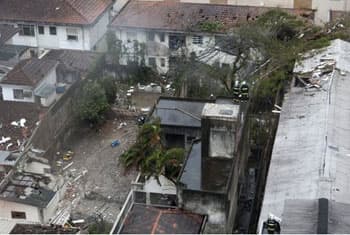 Brazil presidential candidate killed in plane crash