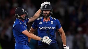 England win toss, elect to bowl against Sri Lanka