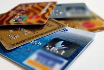 Credit card fraudster siphones off money among Lankan refugees